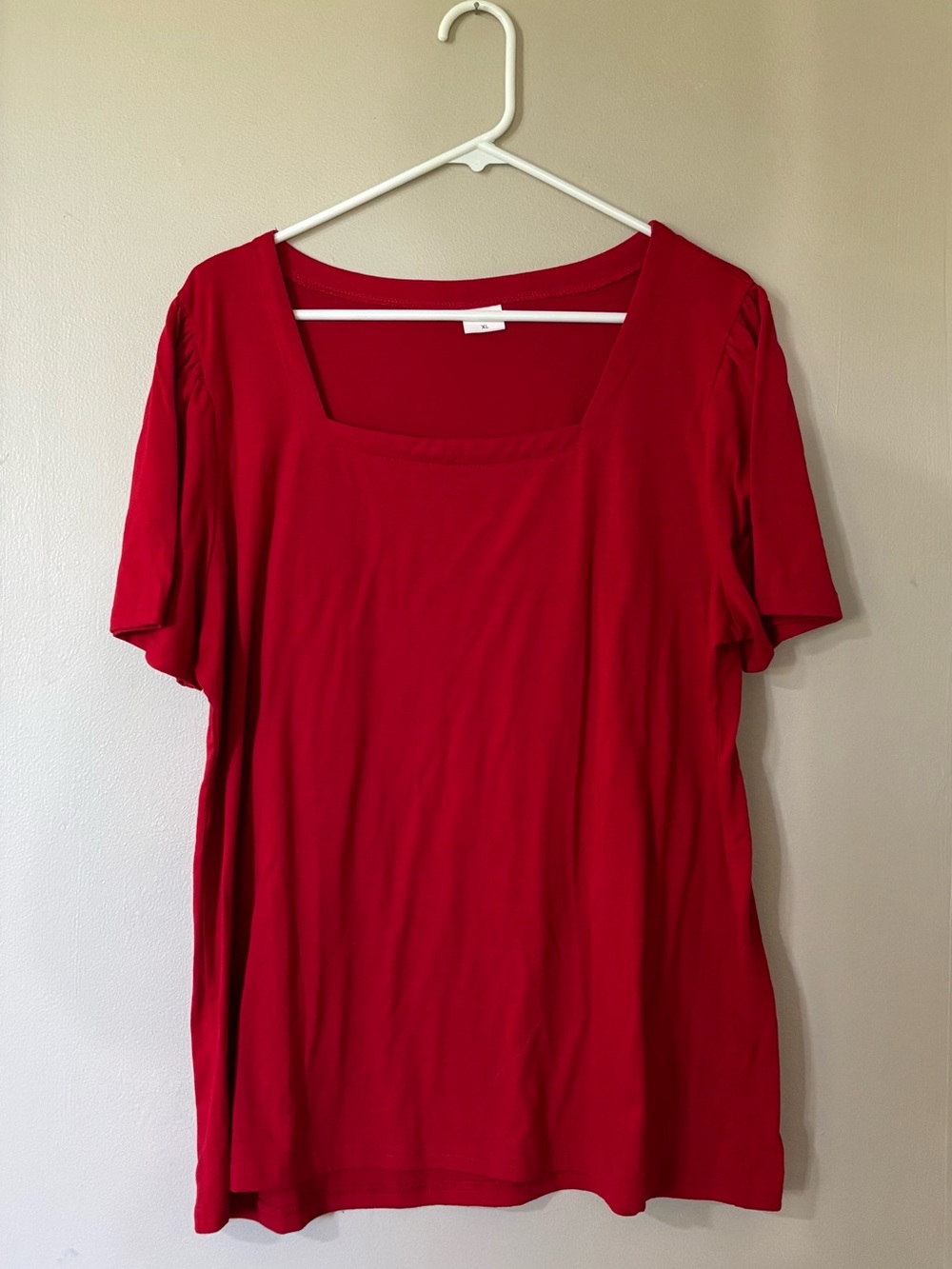 Women’s Square-Neck Short Sleeve Tee in Red